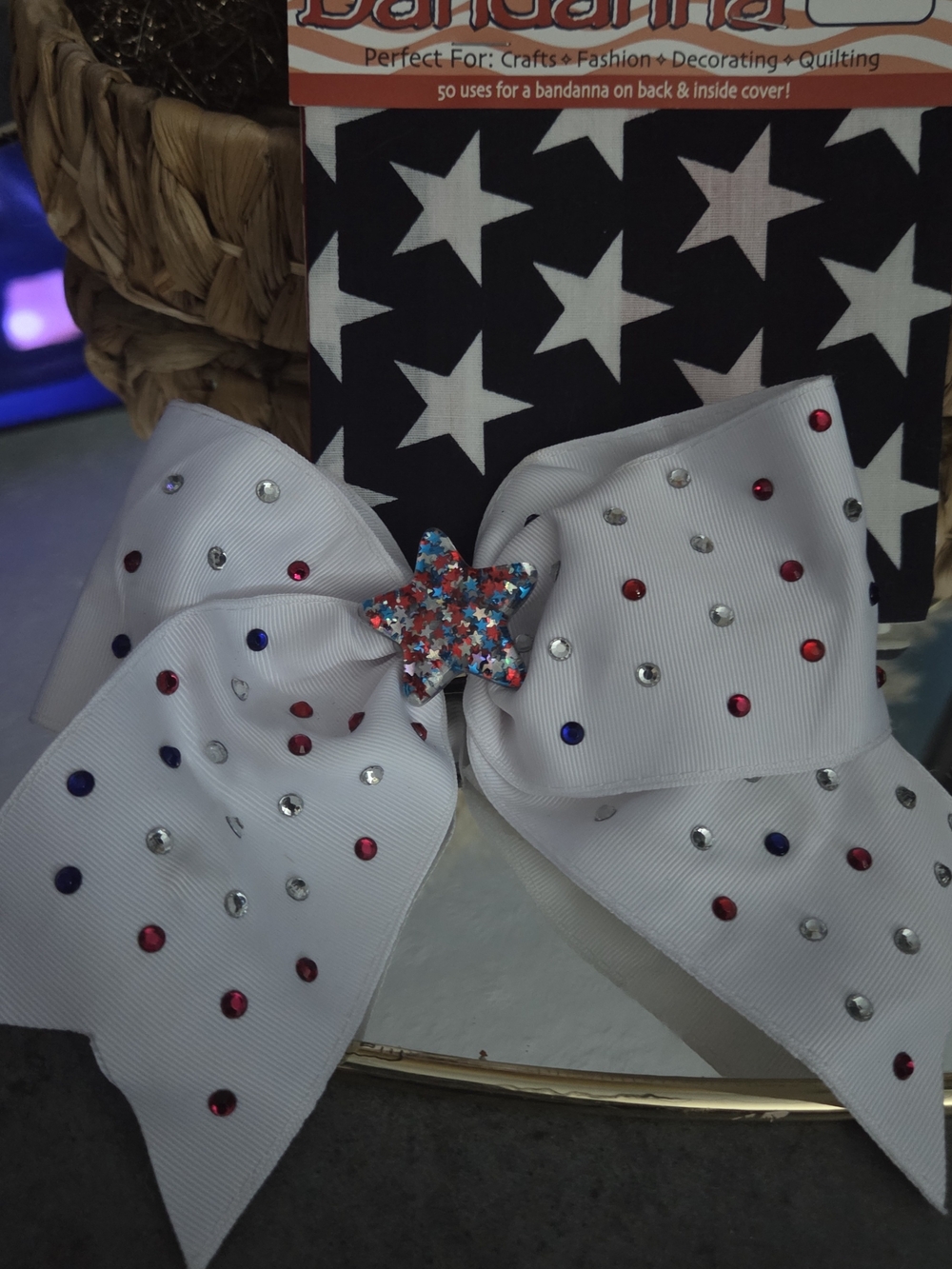 Patriotic Light Up LED Bow + USA Flag Bandanna - Picture 9 of 16
